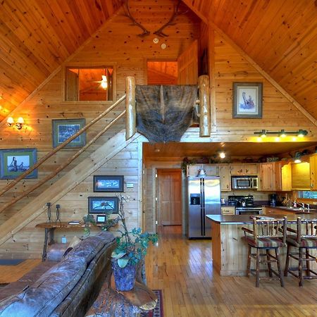 The View Sweeping Mountain Views Gas Fireplace Game Room Hot Tub 블루리지 외부 사진