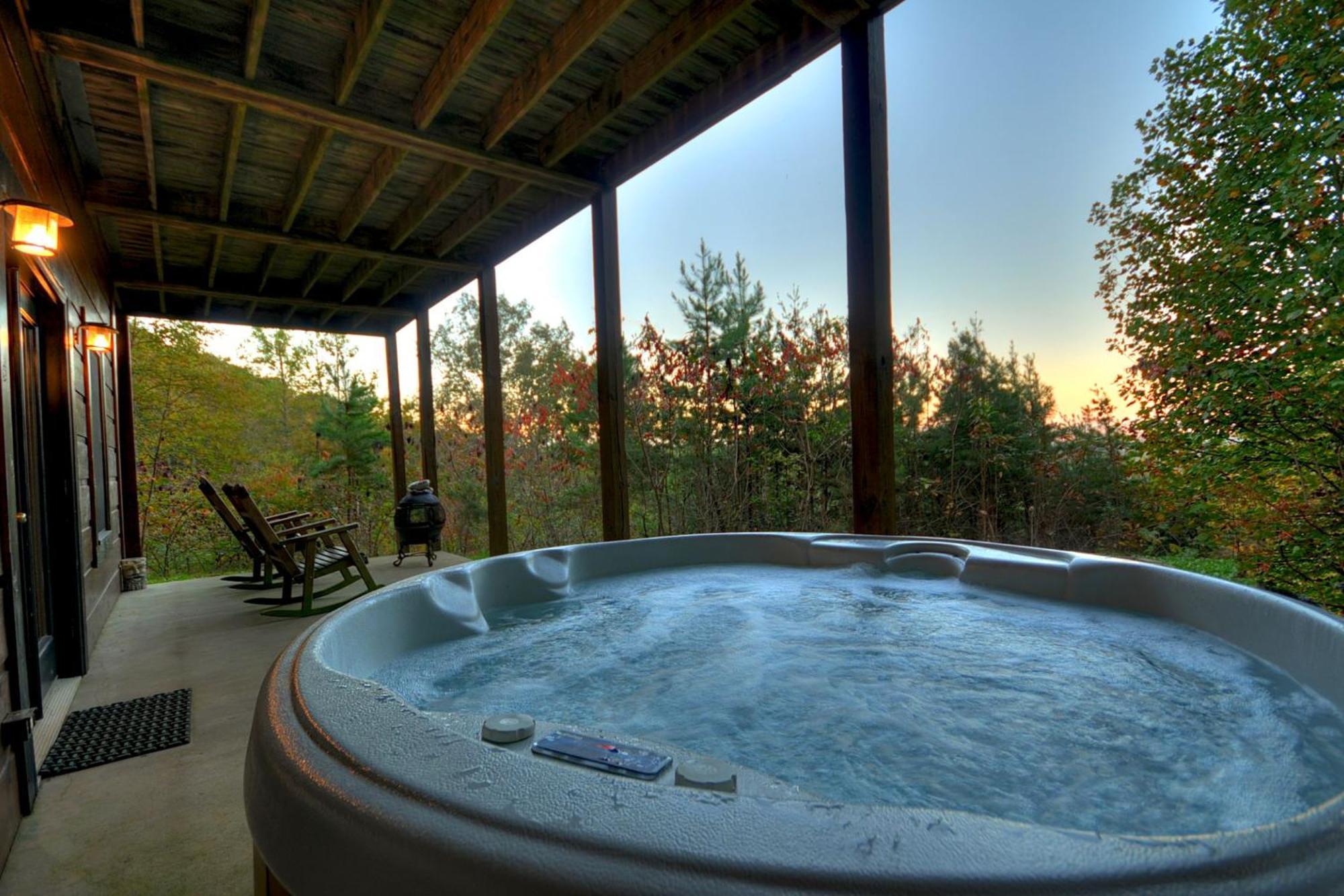 The View Sweeping Mountain Views Gas Fireplace Game Room Hot Tub 블루리지 외부 사진
